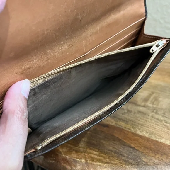 CELINE MACADAM LONG BIFOLD WALLET - Picture 13 of 14